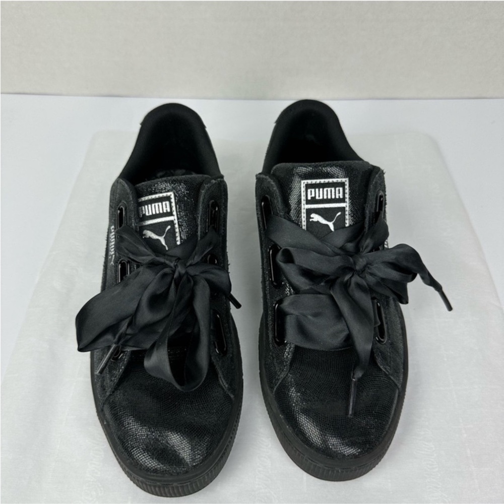Puma Basket Heart Black Sneakers Sz 8 Women Satin Ribbon Lace Classic‎ - Picture 2 of 7